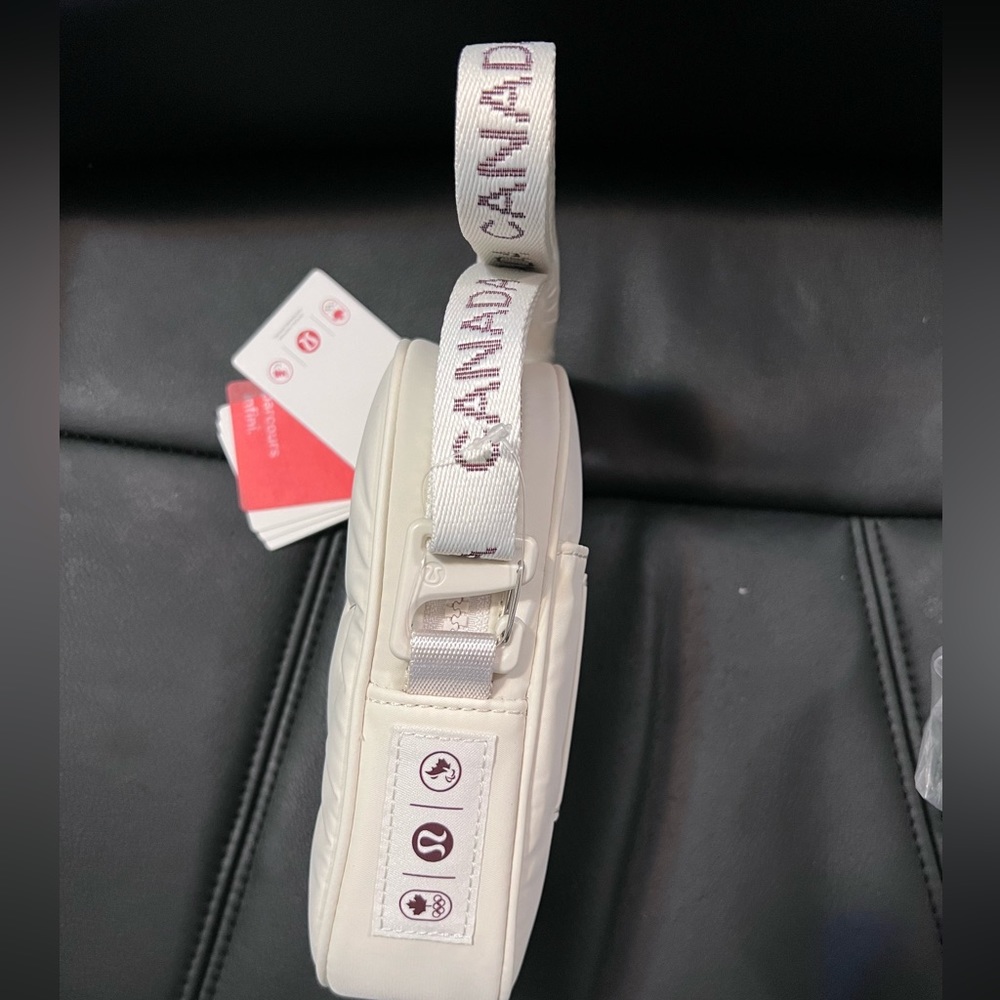 Lululemon Team Canada Future Legacy Crossbody Bag - Picture 3 of 4